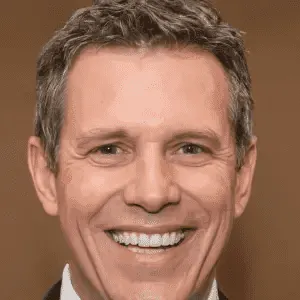 Max Vitalize customer James T.